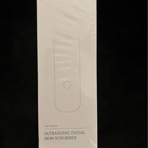 Ultrasonic Facial Skin Scrubber - White